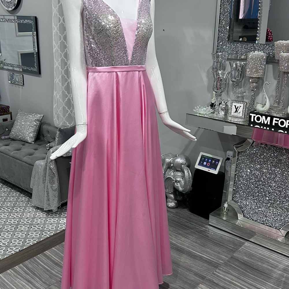 NWOT 👛 Pink Sequin Satin Evening Gown - Picture 6 of 16